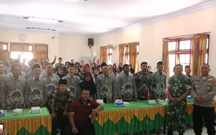 Rapat Anggota Tahunan (RAT) Luar Biasa Koperasi Serba Usaha (KSU) Sumber Makmur di Desa Masaran, Kecamatan Munjungan, Minggu (15/9/2024)