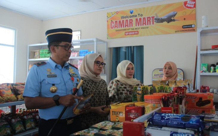 Danlanud Sultan Hasanuddin Resmikan Koperasi Camar Mart di Skadron Udara 5
