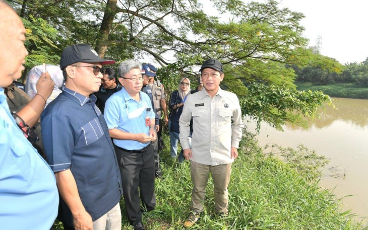 Dua Menteri Kabinet Merah Putih Monitoring Pencemaran Sungai Ciujung di Banten