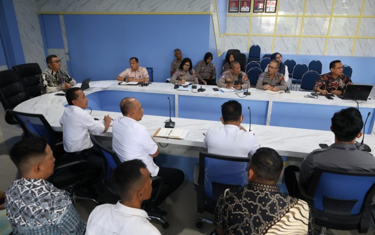 Pembatasan Mobil Barang Diberlakukan di Sumut