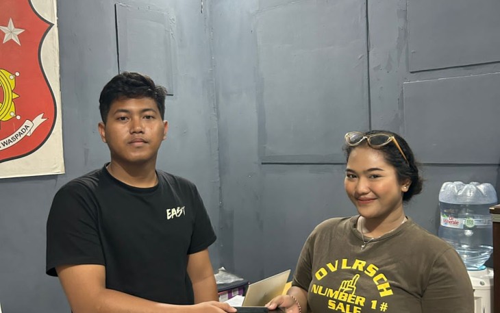 Respons Cepat Polsek Palmerah Berhasil Temukan Handphone Warga yang Hilang
