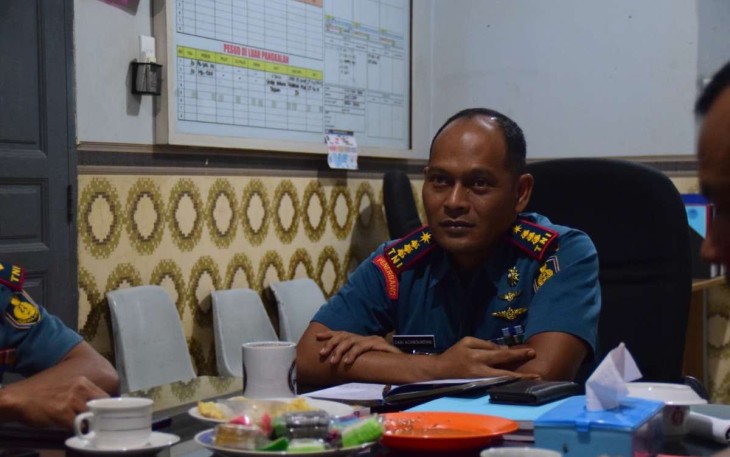 Komandan dan Penerbang Wingud 1 saat Ikuti Vicon Rakorlat Take Off Landing Heli KRI Antar Matra TNI