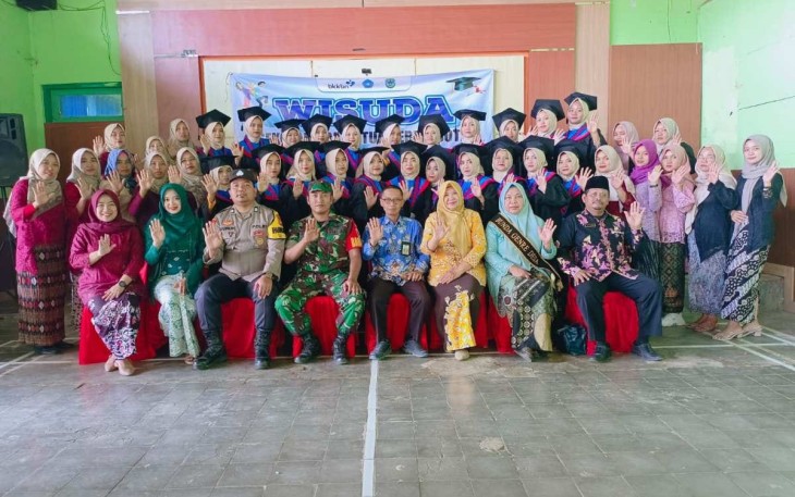 Babinsa Koramil 0801/08 Tulakan Hadiri Wisuda Program SOTH