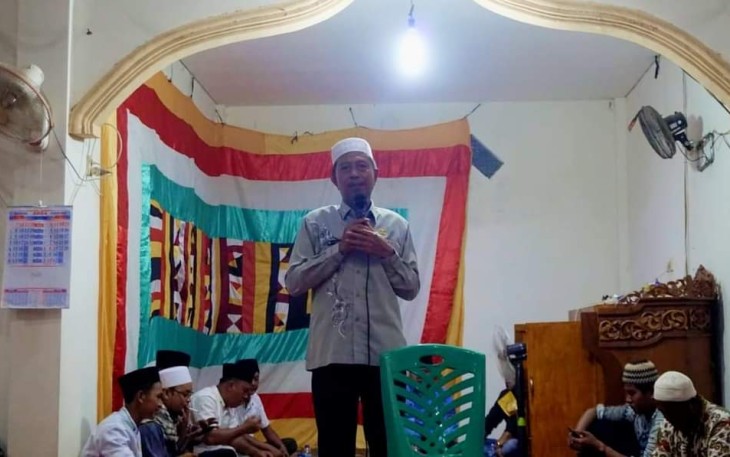Isra Mikraj Di Kampung Nelayan Sasak Dihadiri Wabup Dan Wakil Ketua DPRD 