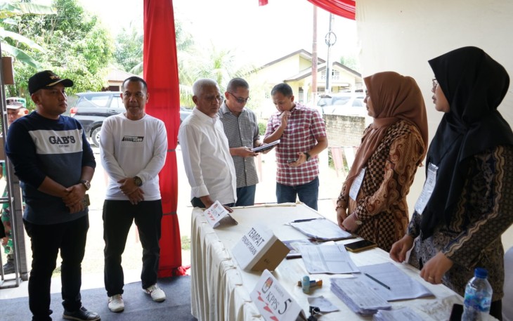 Pastikan Pemilu 2024 Berjalan Aman dan Lancar, Bupati Asahan Tinjau Beberapa TPS