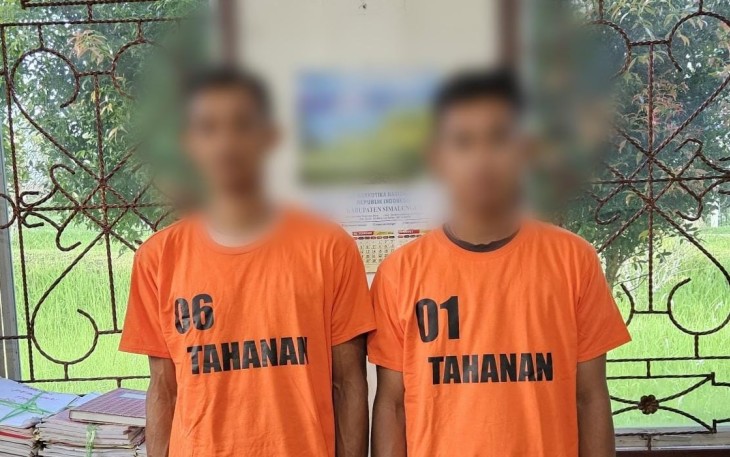 Dua Terduga Pelaku Saat Diamankan 