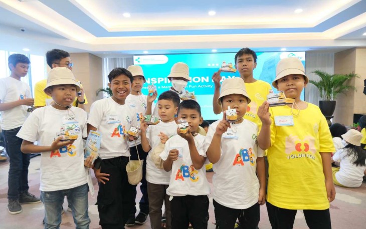 Pasien anak Hemodialisa di RSCM Jakarta, Minggu (1/12)