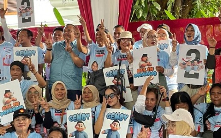 Relawan Perperan saat mendeklarasikan dukungan untuk calon presiden dan calon wakil presiden nomor urut 02 Prabowo Subianto-Gibran Rakabuming Raka di Pilpres 2024. 
