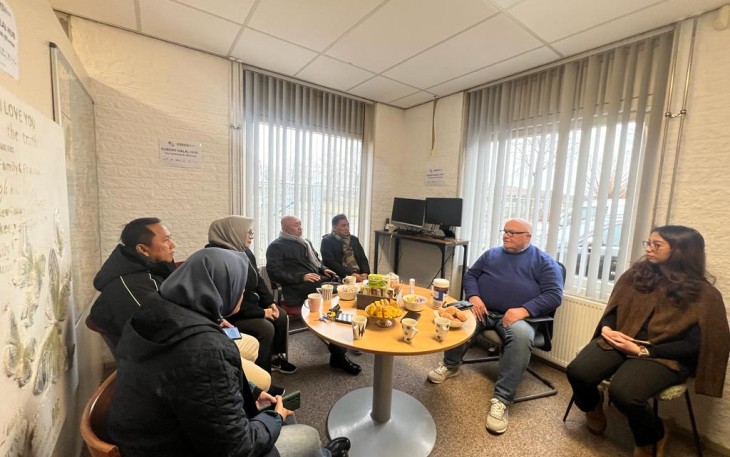 MenKopUKM Teten Masduki saat Kunker ke Zutphen, Den Haag, Belanda, untuk meninjau kegiatan e-Commerce Fulfillment Center. 