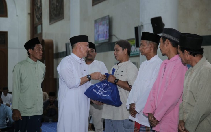 Wakil Bupati Natuna Hadiri Malam Nuzulul Qur'an 1445 H di Masjid Agung 