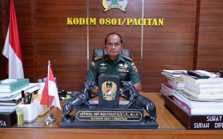 Komandan Kodim 0801/Pacitan Letkol Inf Roliyanto
