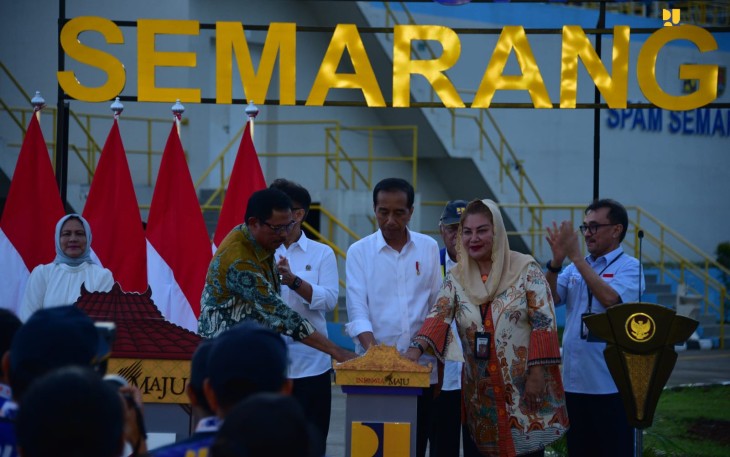 Presiden Jokowi saat Resmikan SPAM Semarang Barat, Jawa Tengah, Selasa (23/1/2024).