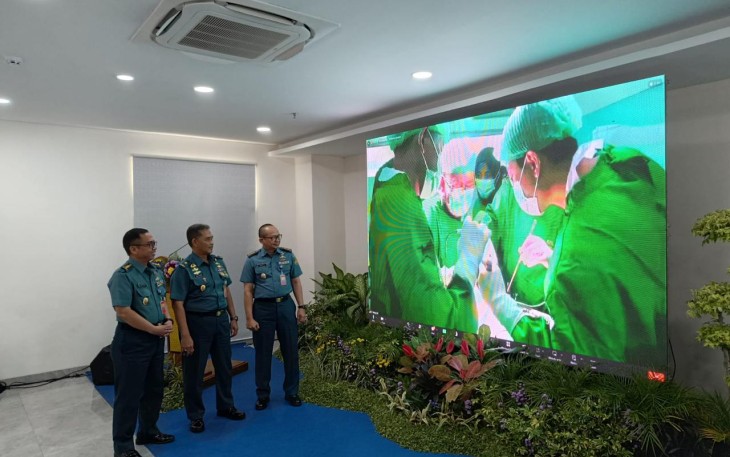 RSPAL dr. Ramelan bekerjasama dengan RSUP Dr. Kariyadi Semarang berhasil melaksanakan operasi transplantasi organ (ginjal) pertama di RSPAL dr. Ramelan, Surabaya, Selasa (20/02).