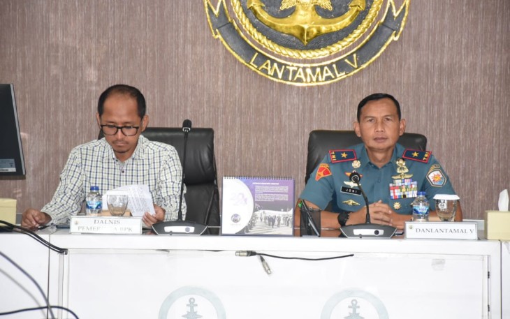 Danlantamal V saat Terima Tim Pemeriksaan Laporan Keuangan Kemhan BPK RI Tahun 2023
