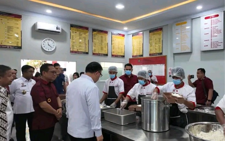 Dirjenpas Kunjungi Lapas I Medan Lihat Langsung Dapur Sehat Didampingi Kalapas.