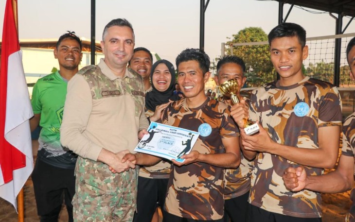 Satgas Kizi TNI Konga XXXVII-J Juarai Turnamen Voli Antar Satgas