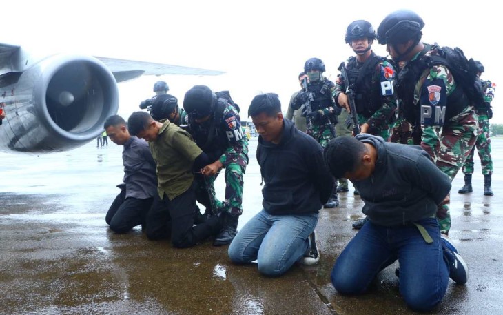 Force Down Manuver Lapangan Latihan Sriti Gesit Lanud Sultan Hasanuddin, Rabu (7/2)