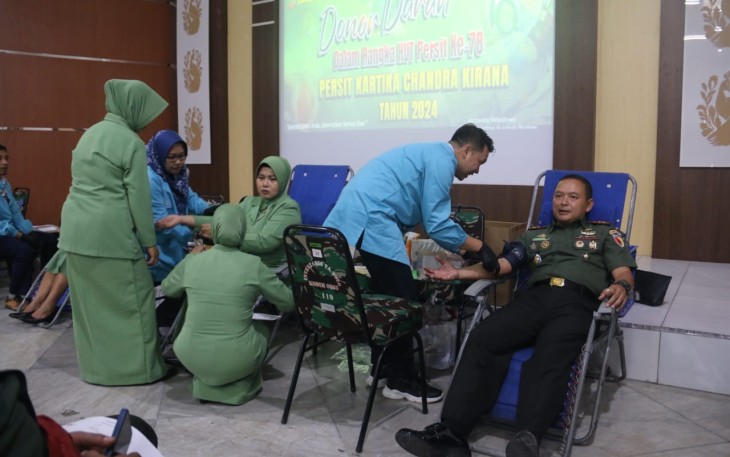 Baksos donor darah Kodim 0803/Madiun, Selasa (26/2)