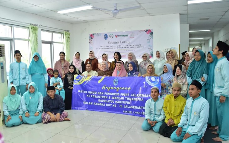 Aksi Baksos di Pondok Tunanetra Raudlatul Makfufin Kota Tangerang Selatan, Senin (1/4)