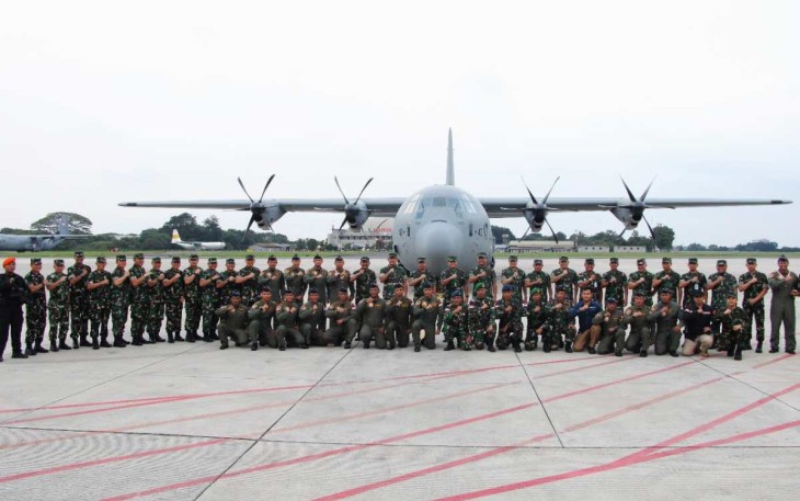 Penyambutan Pesawat A-1340 Usai Misi Bantuan untuk Palestina
