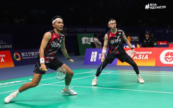 Atlet ganda putra cabang olahraga bulutangkis 