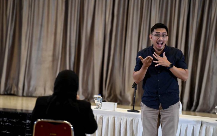 Workshop bahasa isyarat Kemendes PDTT 