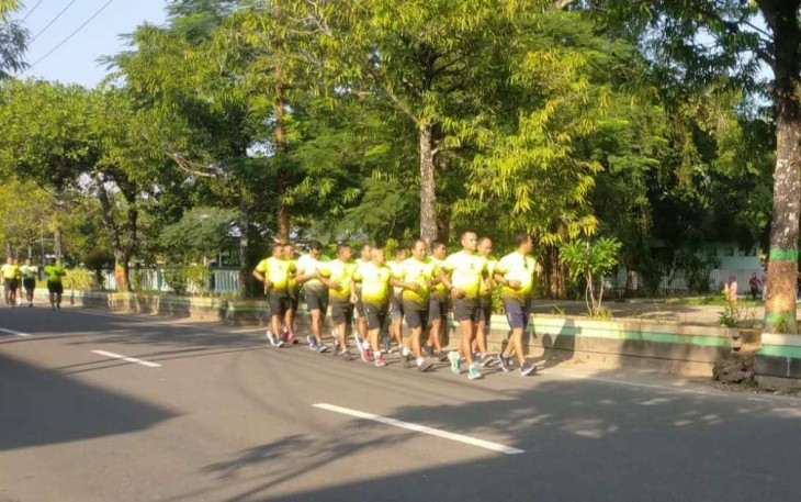 Kodim 0801/Pacitan Olah Raga Lari Bersama