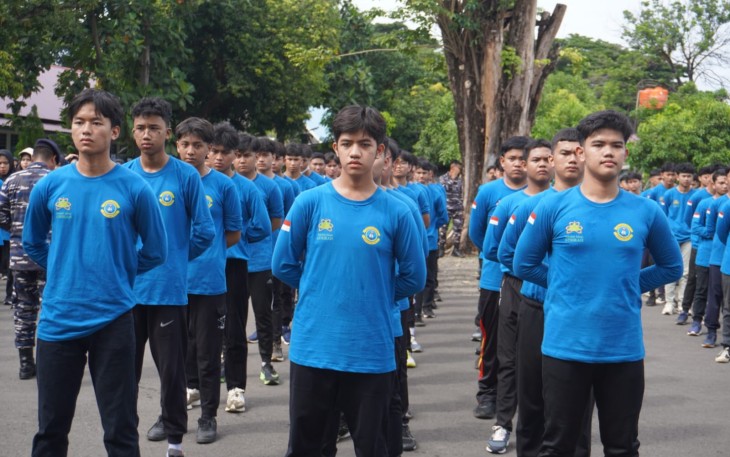 Siswa SMA Islam Athitah Bukit Baruga Dididik wawasan Kebangsaan di Markas TNI AL 