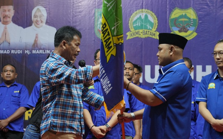 Muhammad Rudi Kukuhkan Pengurus KKML Kota Batam Masa Bakti 2024-2029