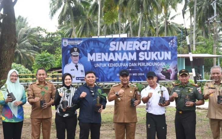 Penanaman pohon sukun di makorem 142/Tatag, Selasa (21/5)