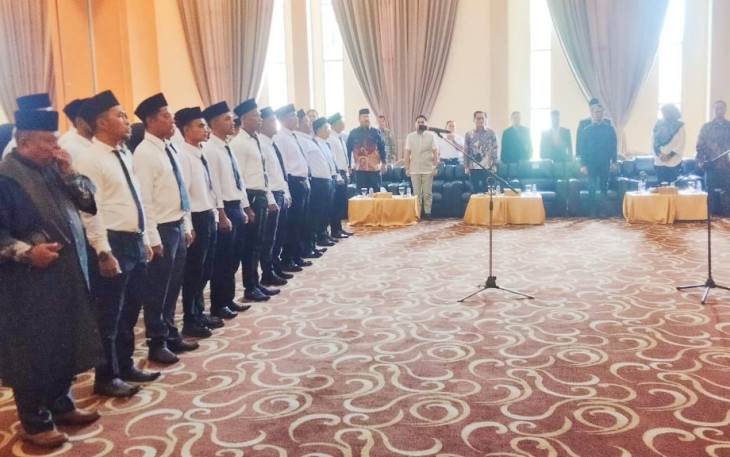 30 Anggota Panwascam se-Kabupaten Bintan di Lantik 