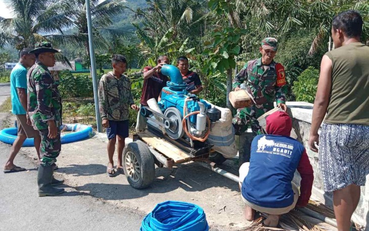 Pompa air untuk persawahan wilayah desa binaan 