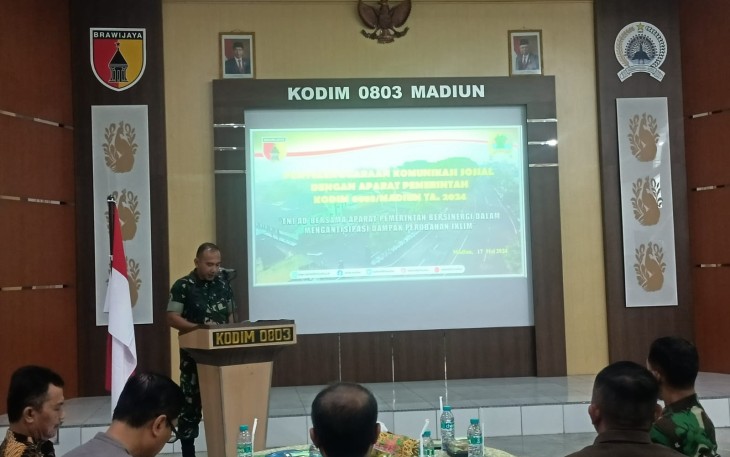 Komsos bersama aparat pemerintah daerah