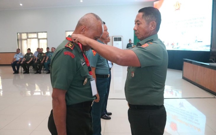 Aster Panglima TNI saat Membuka Tarkatpuanter dan Targadikter Kader Apkowil TNI
