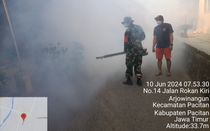 Fogging di wilayah desa binaan 