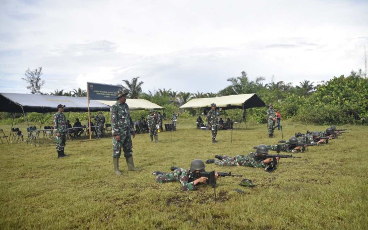 Latihan menembak prajurit Korem 023/KS