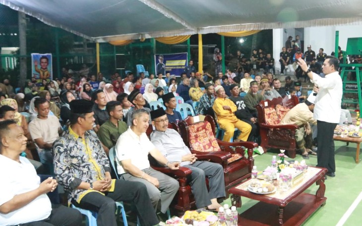 Masyarakat Kampung Melayu Nongsa Antusias Dengarkan Paparan Program Strategis Gubernur Ansar 
