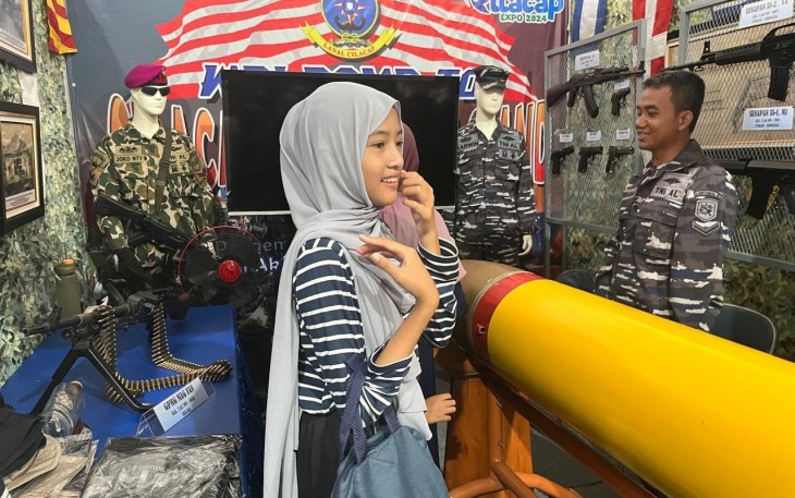 Antusiasme Masyarakat Datangi Stand Lanal Cilacap di Pekan Promosi Cilacap Expo 2024 