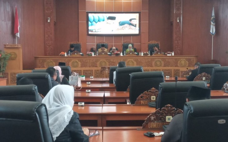 Rapat sidang paripurna DPRD Kota Depok 