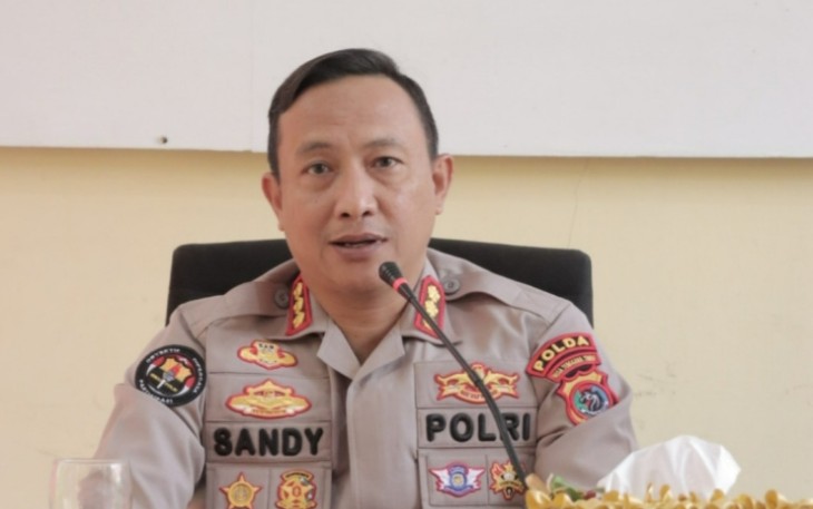 Kabid Humas Polda NTT Kombes Pol Ariasandy saat memberikan keterangan pers di Mapolda NTT