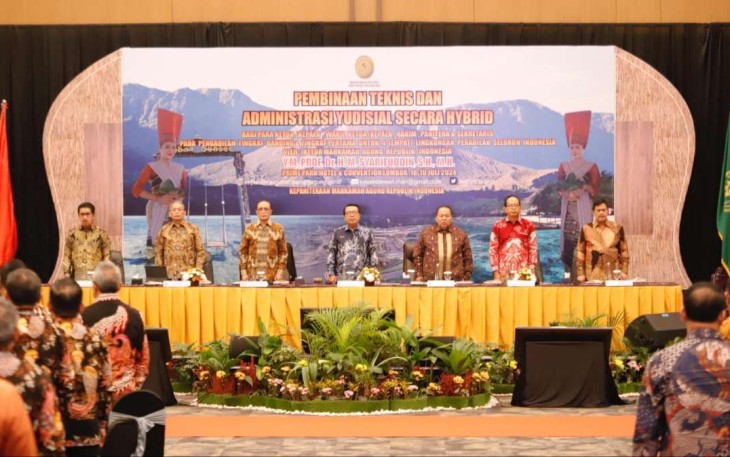 Ketua Mahkamah Agung Prof Dr H M Syarifuddin 