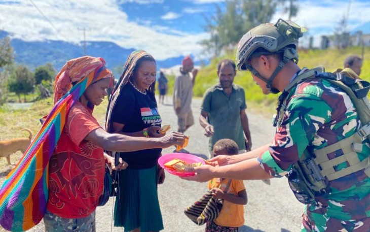 Kegiatan sosial bersama masyarakat 