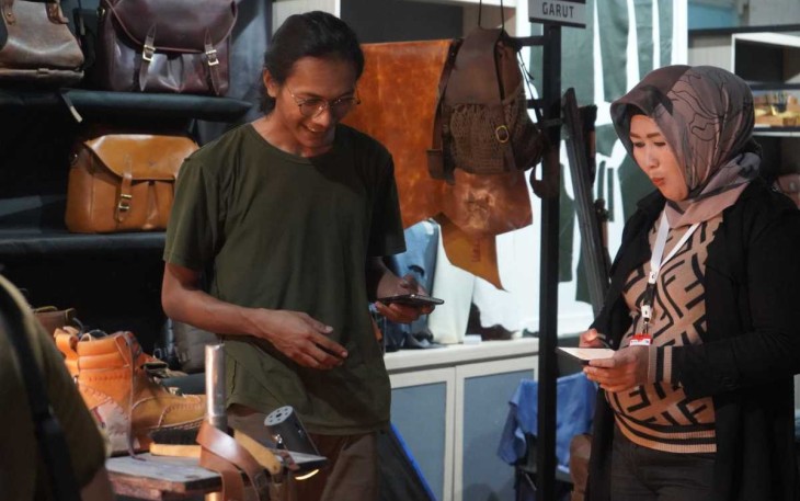 Stand UMKM Produk Kulit RPG Garut 