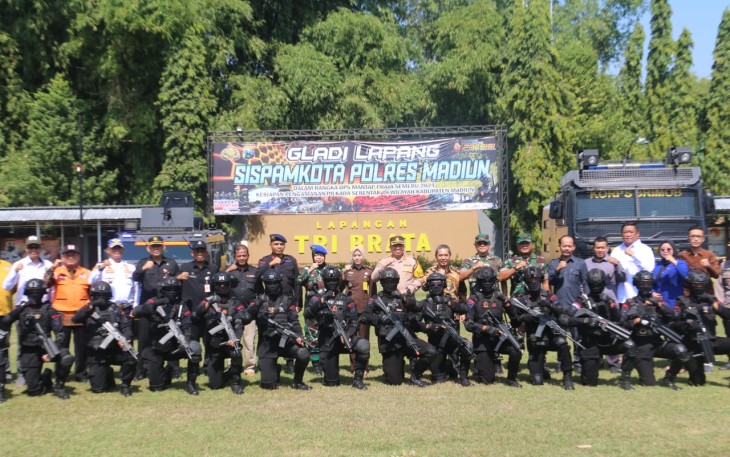 Dandim 0803/Madiun Hadiri Gladi Lapangan Sispamkota untuk Pengamanan Pilkada 2024