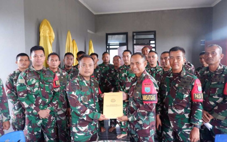 Serah terima tugas pasukan penjaga perbatasan sektor Papua Barat 