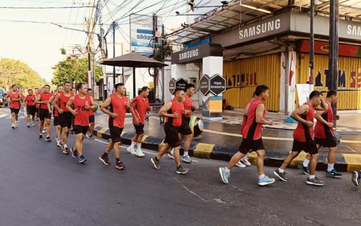 Olahraga bersama prajurit Kodim 0803/Madiun
