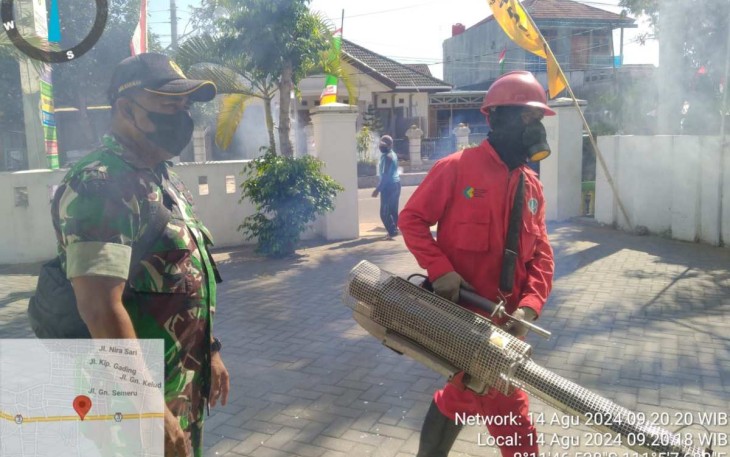 Fogging di wilayah desa binaan 