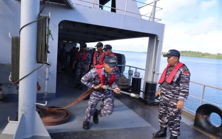 Latihan Drill peran kapal prajurit Koarmada III