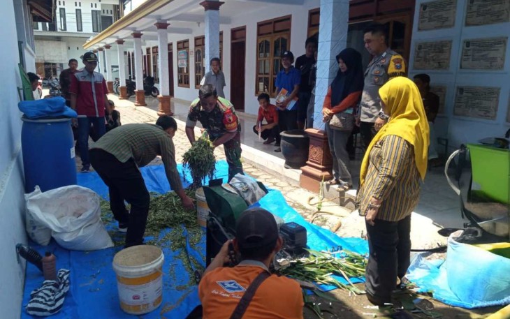 Kemandirian pakan ternak di wilayah desa binaan 