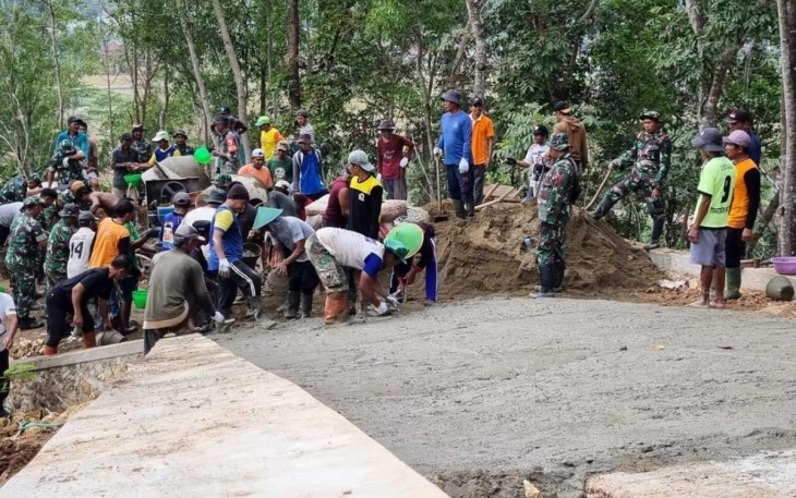 Program karya bakti Satkowil Kodim 0801/Pacitan